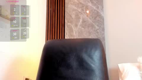 Billie online show from December 15, 9:19 pm