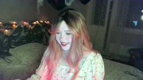 Snapshot of billie_kris chatting on October 31, 4:08 pm billie_kris online show from October 31, 4:08 pm