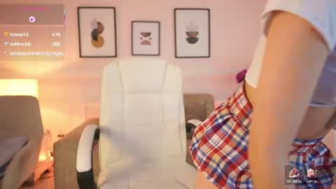 billiebrownn online show from December 15, 7:18 pm