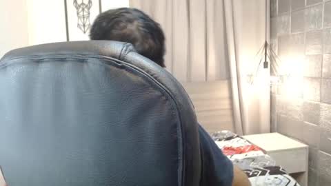 Snapshot of billiejean18 chatting on July 10, 1:36 pm Billie Jean online show from July 10, 1:36 pm