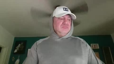 billjames55 online show from April 16, 9:39 pm