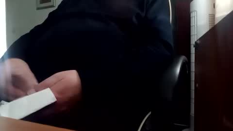 billlllllyb online show from October 20, 2:17 pm