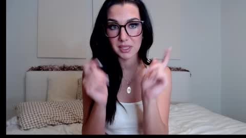 Snapshot of billylilly2 chatting on December 17, 7:25 am billylilly2 online show from December 17, 7:25 am