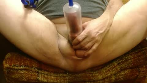 Snapshot of billytucker chatting on September 29, 10:25 pm Billy Tucker online show from September 29, 10:25 pm