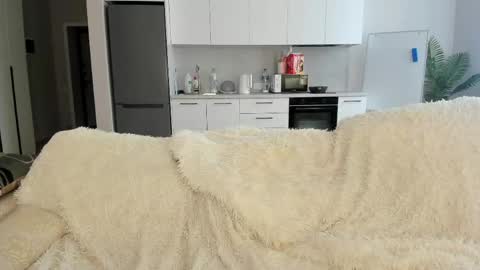 Snapshot of bina_mima chatting on May 22, 9:26 am bina_mima online show from May 22, 9:26 am