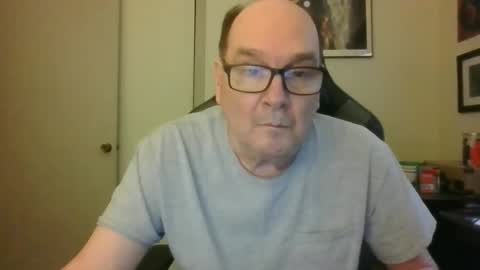 Bink195234 online show from December 4, 8:39 pm