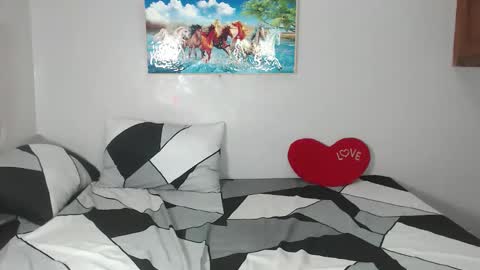 Kate online show from November 17, 4:46 pm