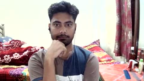 birbikrom104 online show from May 12, 3:31 pm