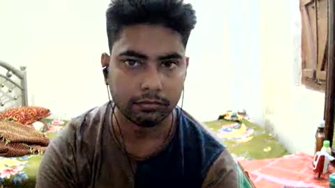 birbikrom104 online show from May 26, 8:43 am