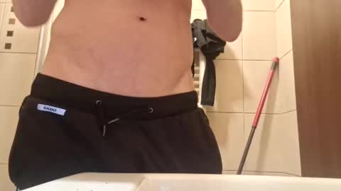 Snapshot of bisexdadd chatting on December 21, 3:09 pm bisexdadd online show from December 21, 3:09 pm