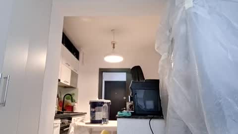 Snapshot of bisexdadd chatting on February 1, 6:23 am bisexdadd online show from February 1, 6:23 am