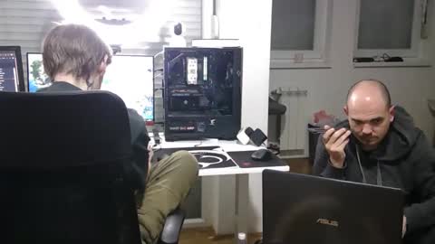 George  Maria online show from March 18, 6:22 pm