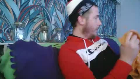 Snapshot of bizoukey15 chatting on November 4, 1:38 am bizoukey15 online show from November 4, 1:38 am