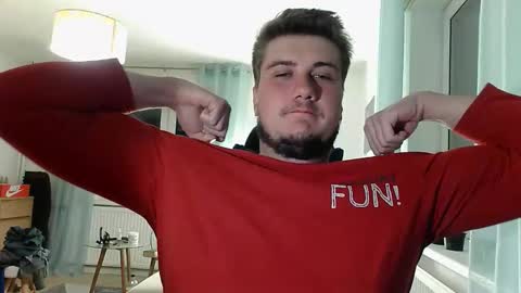 bjguyhugecock online show from May 13, 9:44 pm