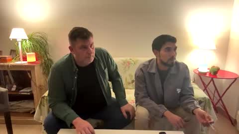 Snapshot of bjkouple chatting on January 11, 9:42 pm BJkouple online show from January 11, 9:42 pm