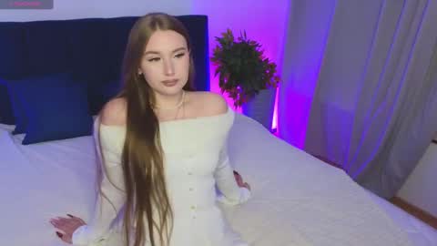 Julia online show from February 14, 2:18 am