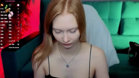 Julia online show from October 20, 3:40 am