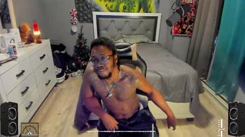 Snapshot of blaccanalmatters chatting on December 30, 11:17 pm Plant Base Streamers From Pennsylvania online show from December 30, 11:17 pm