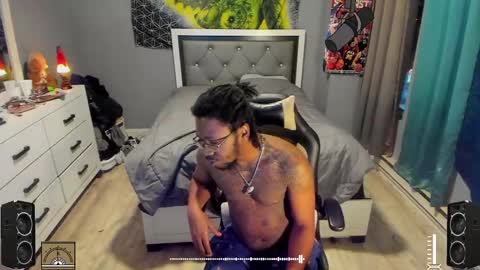 Snapshot of blaccanalmatters chatting on January 11, 10:51 pm Plant Base Streamers From Pennsylvania online show from January 11, 10:51 pm