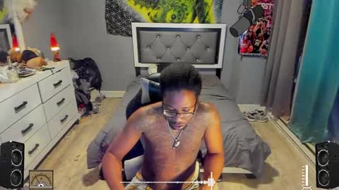 Snapshot of blaccanalmatters chatting on March 8, 11:28 pm Plant Base Streamers From Pennsylvania online show from March 8, 11:28 pm