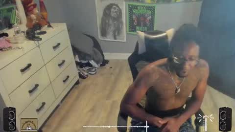 Snapshot of blaccanalmatters chatting on October 5, 9:24 pm Plant Base Streamers From Pennsylvania online show from October 5, 9:24 pm