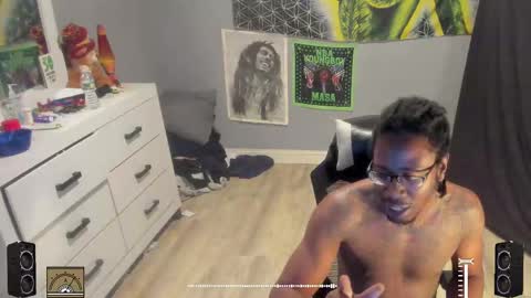 Snapshot of blaccanalmatters chatting on October 10, 11:26 pm Plant Base Streamers From Pennsylvania online show from October 10, 11:26 pm