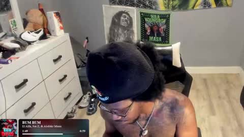 Snapshot of blaccanalmatters chatting on November 9, 12:42 am Plant Base Streamers From Pennsylvania online show from November 9, 12:42 am