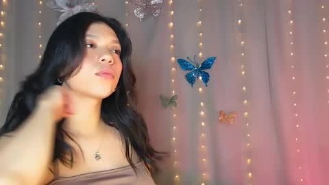 Sara online show from June 3, 10:18 am