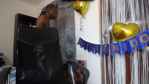 Snapshot of black_diamond_t chatting on January 15, 12:51 am Black Diamond online show from January 15, 12:51 am