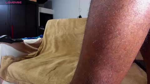 Snapshot of black_diamond_t chatting on October 9, 11:41 am Black Diamond online show from October 9, 11:41 am