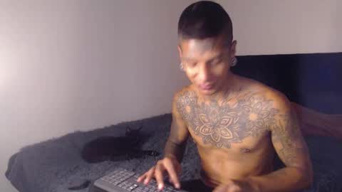 Snapshot of black_firex chatting on September 18, 12:34 am black_firex online show from September 18, 12:34 am