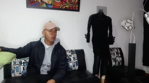 black_hot26 online show from September 18, 1:57 pm