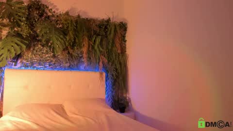 Jenny online show from January 19, 7:37 pm