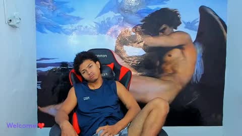 Snapshot of black_johnsonn chatting on December 11, 11:41 am black johnsonn online show from December 11, 11:41 am