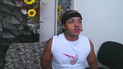 Snapshot of black_king_241 chatting on January 24, 8:11 pm black_king_241 online show from January 24, 8:11 pm