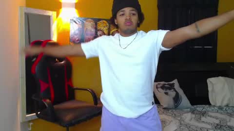 Snapshot of black_king_241 chatting on February 23, 3:18 pm black_king_241 online show from February 23, 3:18 pm