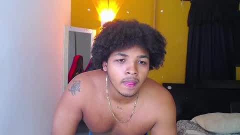 Snapshot of black_king_241 chatting on February 26, 5:53 am black_king_241 online show from February 26, 5:53 am