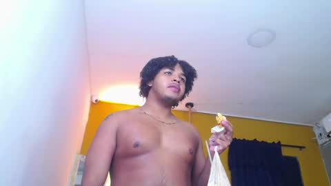 Snapshot of black_king_241 chatting on February 26, 8:59 am black_king_241 online show from February 26, 8:59 am