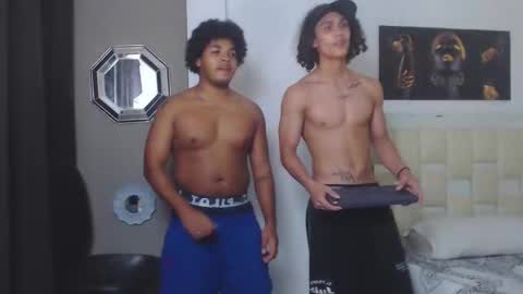 Snapshot of black_king_241 chatting on February 27, 6:50 am black_king_241 online show from February 27, 6:50 am