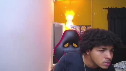 Snapshot of black_king_241 chatting on March 5, 3:18 am black_king_241 online show from March 5, 3:18 am