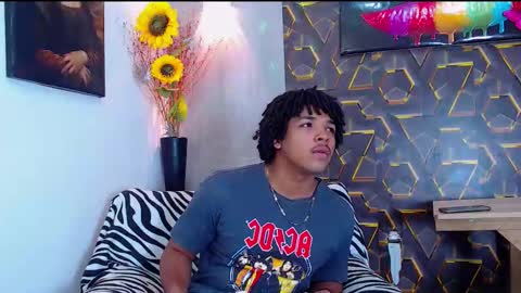 Snapshot of black_king_241 chatting on September 21, 4:14 am black_king_241 online show from September 21, 4:14 am