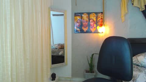 Snapshot of black_king_241 chatting on September 25, 2:48 am black_king_241 online show from September 25, 2:48 am