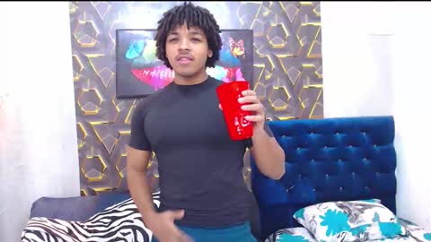 Snapshot of black_king_241 chatting on September 27, 5:12 am black_king_241 online show from September 27, 5:12 am