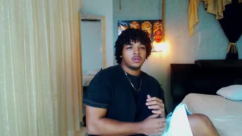 Snapshot of black_king_241 chatting on October 1, 3:01 am black_king_241 online show from October 1, 3:01 am