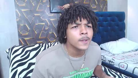 Snapshot of black_king_241 chatting on October 5, 3:16 am black_king_241 online show from October 5, 3:16 am