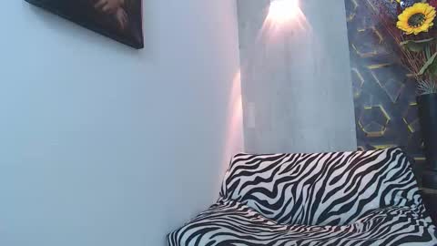 Snapshot of black_king_241 chatting on October 13, 2:11 am black_king_241 online show from October 13, 2:11 am
