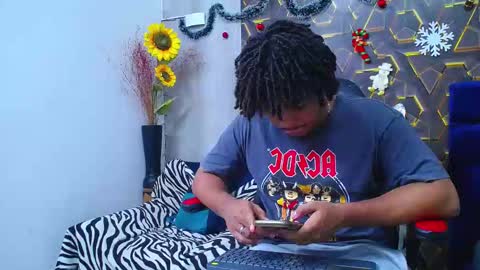 black_king_241 online show from December 16, 12:37 am