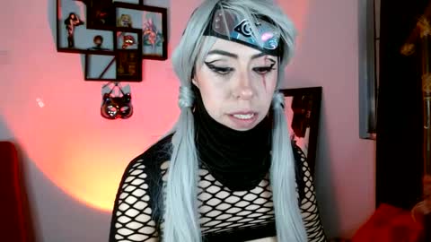 Snapshot of black_lady_05 chatting on February 8, 9:56 am millie online show from February 8, 9:56 am