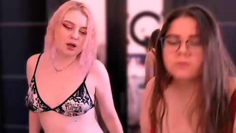 Sasha and Bella online show from June 15, 5:53 am