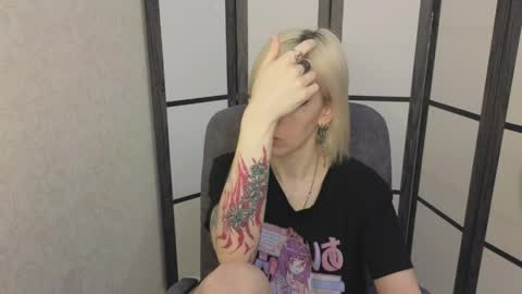 Emily online show from April 3, 8:23 am